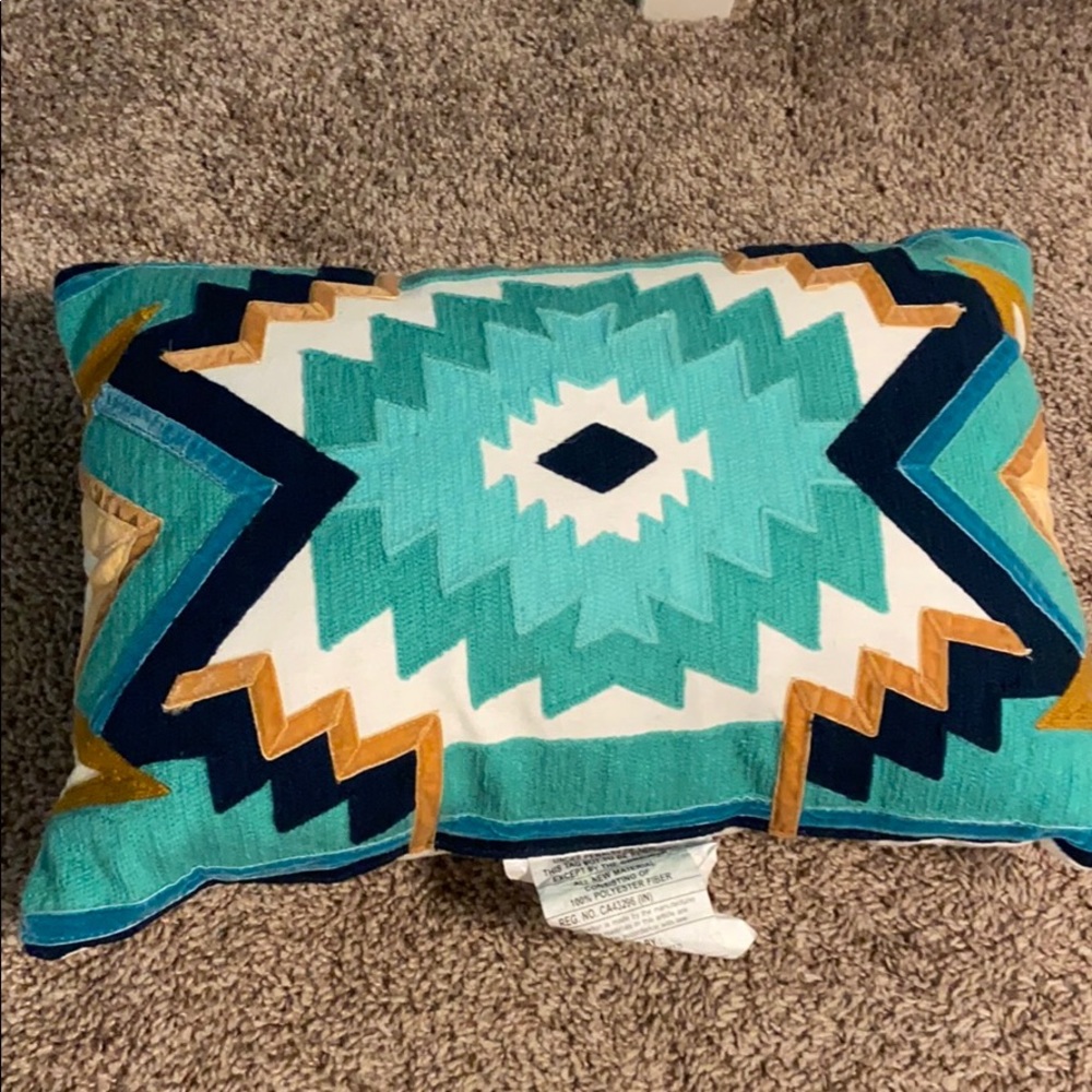 Geometric throw pillow
